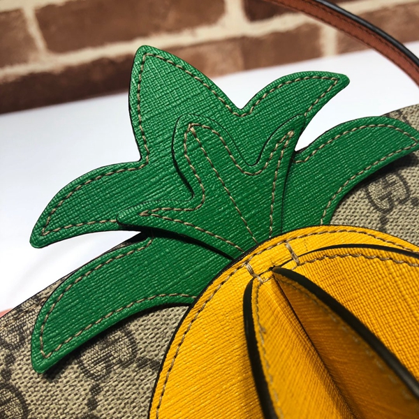 グッチバッグ素材ディテール